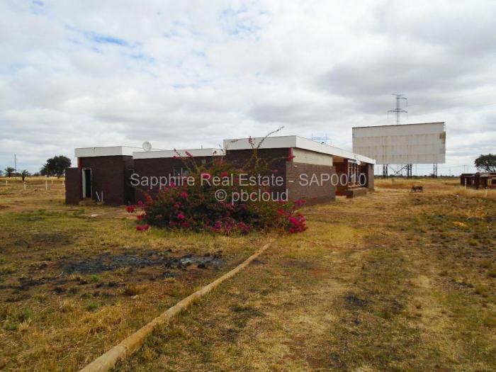 Commercial Stand for Sale in Killarney, Bulawayo