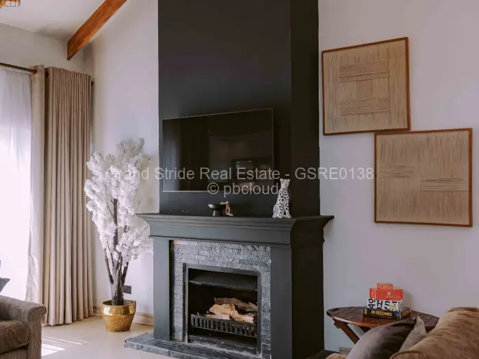 Townhouse/Cluster to Rent in Borrowdale, Harare