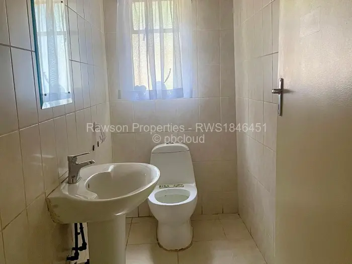 4 Bedroom House for Sale in Umwinsidale, Harare