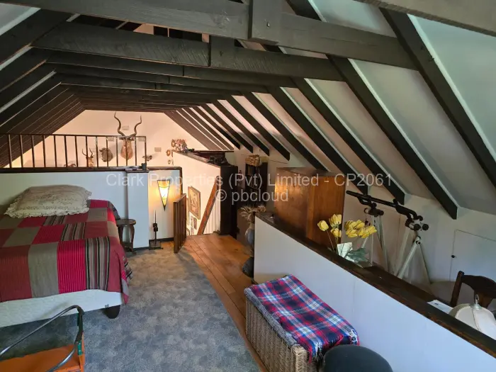 3 Bedroom House for Sale in Lake Chivero, Lake Chivero