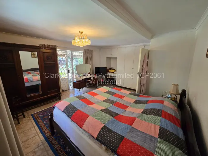 3 Bedroom House for Sale in Lake Chivero, Lake Chivero