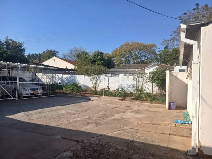 3 Bedroom House for Sale in Paddonhurst, Bulawayo