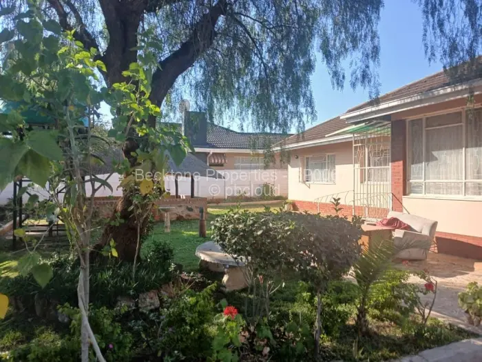 3 Bedroom House for Sale in Paddonhurst, Bulawayo