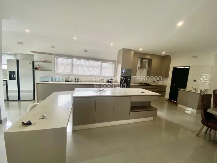 Townhouse/Cluster to Rent in Mount Pleasant, Harare