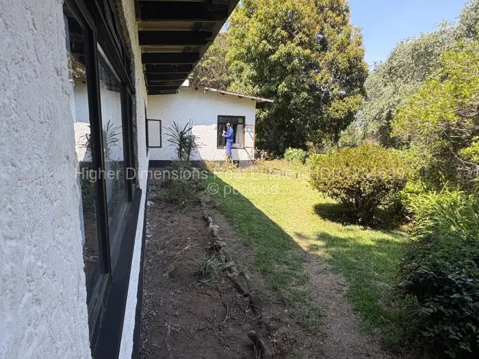 3 Bedroom House for Sale in Vumba, Vumba