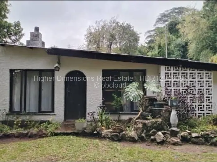3 Bedroom House for Sale in Vumba, Vumba