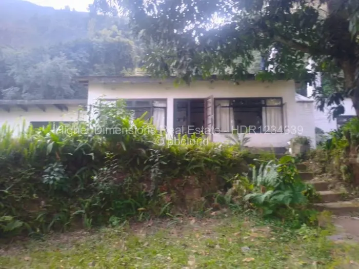 3 Bedroom House for Sale in Vumba, Vumba