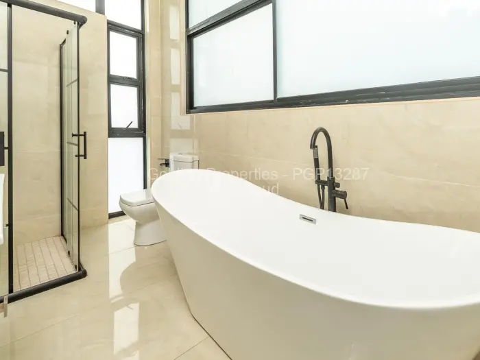 Townhouse/Cluster for Sale in Strathaven, Harare