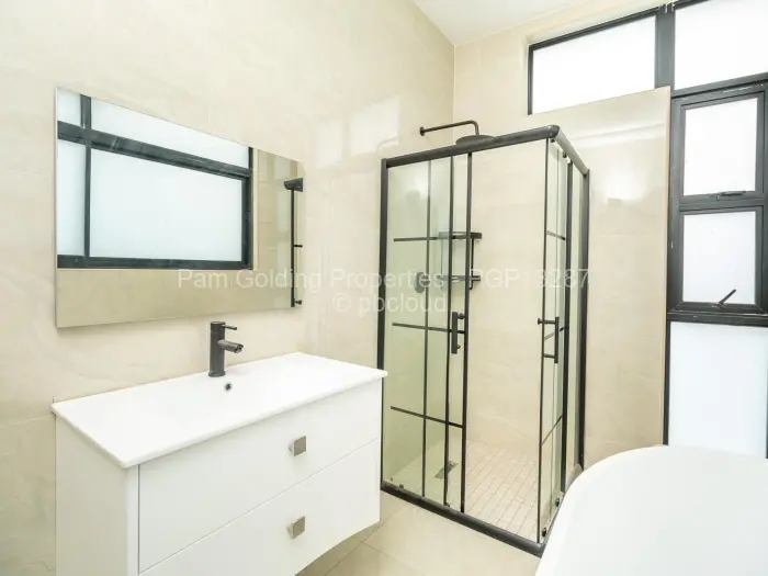 Townhouse/Cluster for Sale in Strathaven, Harare