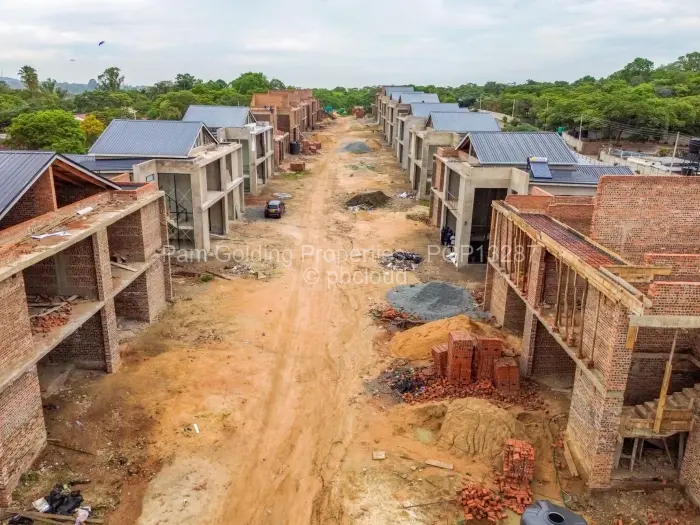 Townhouse/Cluster for Sale in Strathaven, Harare