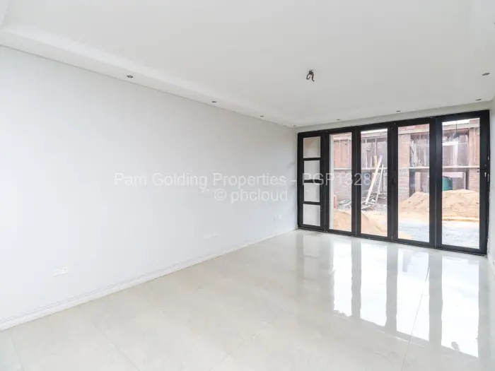 Townhouse/Cluster for Sale in Strathaven, Harare