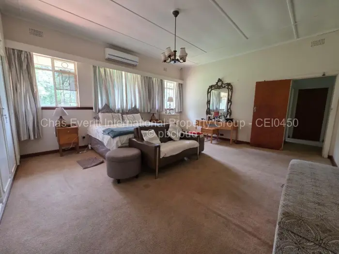 5 Bedroom House for Sale in Suburbs, Bulawayo