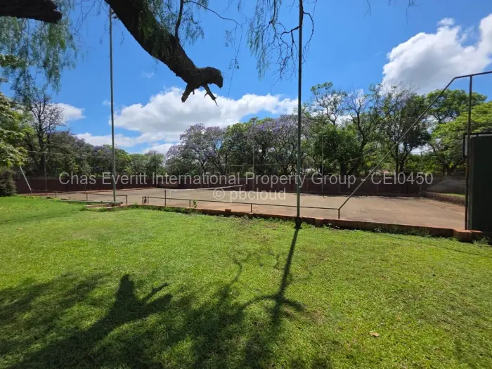 5 Bedroom House for Sale in Suburbs, Bulawayo