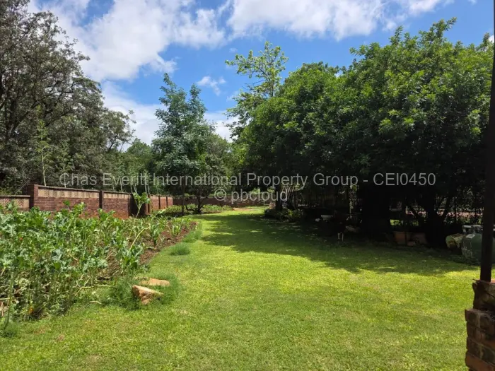 5 Bedroom House for Sale in Suburbs, Bulawayo