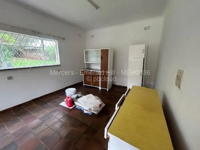 5 Bedroom House to Rent in Mandara