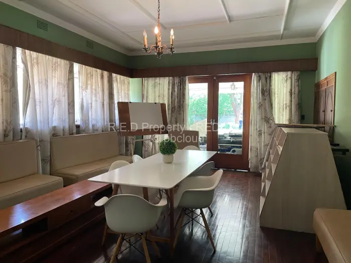 5 Bedroom House for Sale in Suburbs, Bulawayo