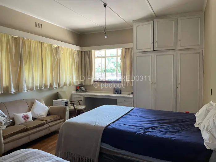 5 Bedroom House for Sale in Suburbs, Bulawayo