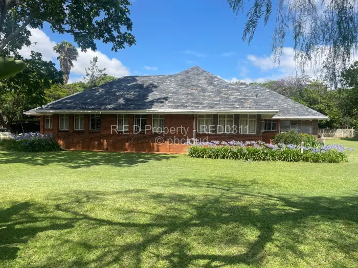 5 Bedroom House for Sale in Suburbs, Bulawayo