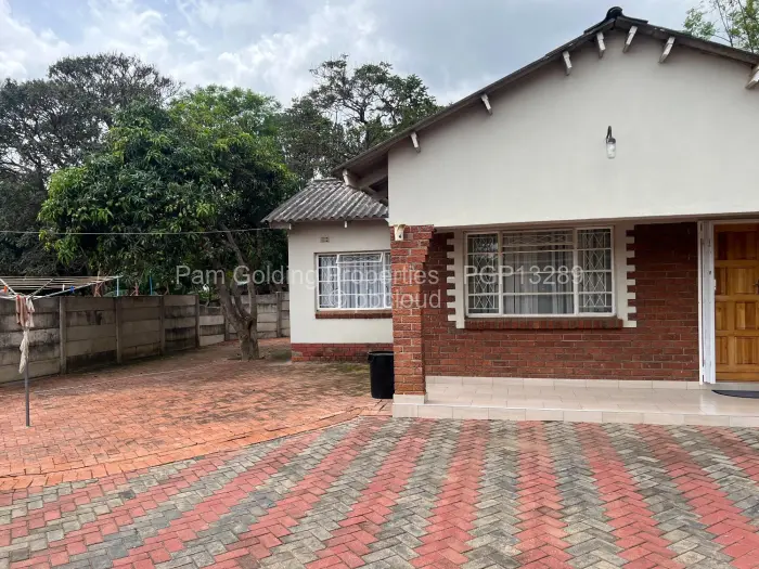 2 Bedroom Cottage/Garden Flat to Rent in Greendale, Harare
