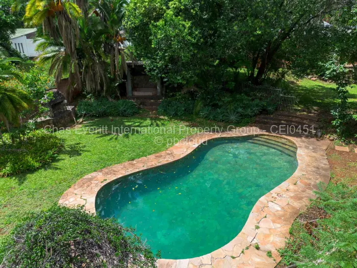 5 Bedroom House for Sale in Chisipite, Harare