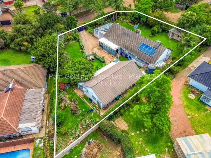 5 Bedroom House for Sale in Eastlea, Harare