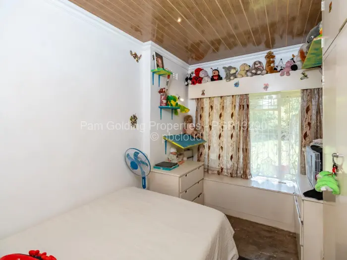 5 Bedroom House for Sale in Eastlea, Harare