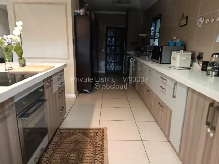 5 Bedroom House for Sale in Mount Pleasant, Harare