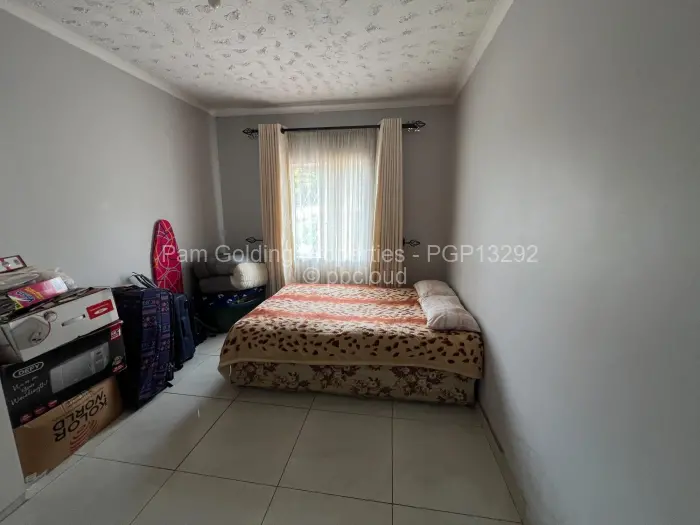 4 Bedroom House to Rent in Greendale