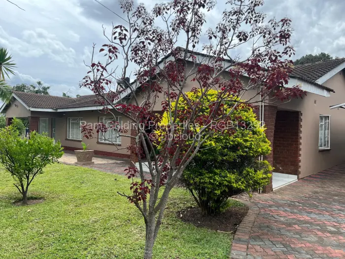 4 Bedroom House to Rent in Greendale