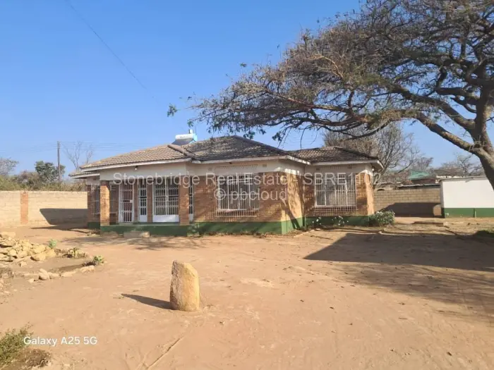 3 Bedroom House to Rent in Burnside, Bulawayo