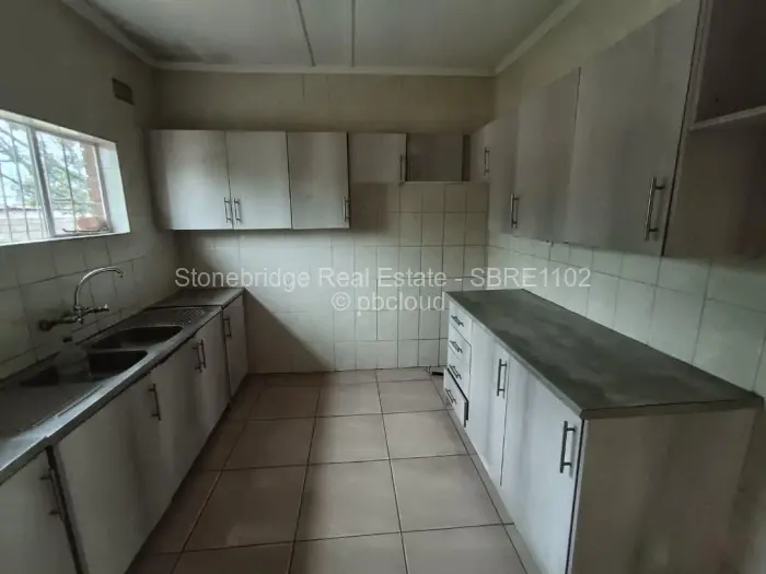 3 Bedroom House to Rent in Burnside, Bulawayo