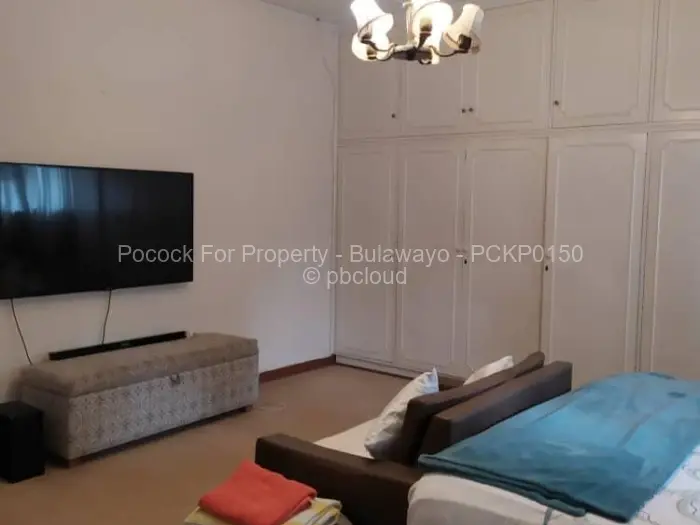 5 Bedroom House for Sale in Suburbs, Bulawayo