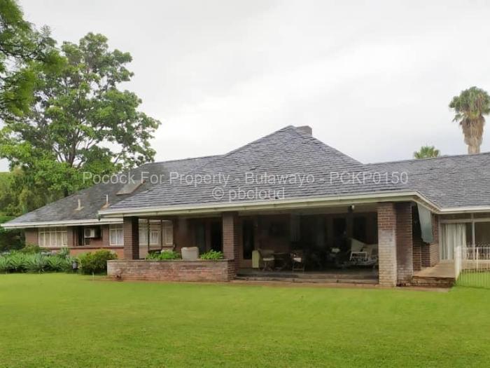 5 Bedroom House for Sale in Suburbs, Bulawayo