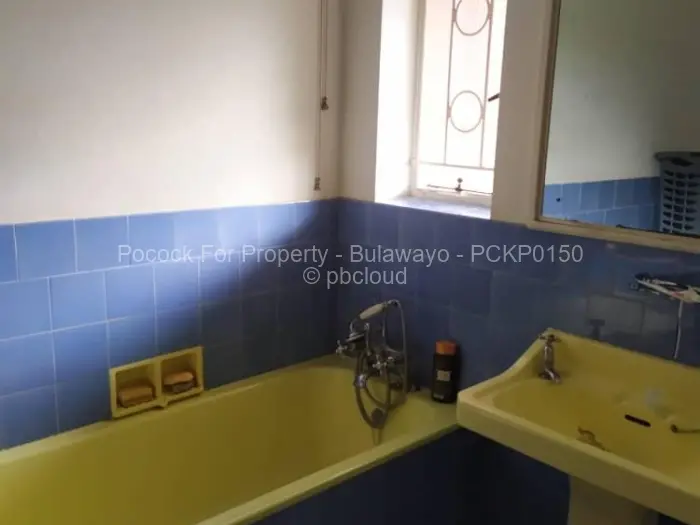 5 Bedroom House for Sale in Suburbs, Bulawayo