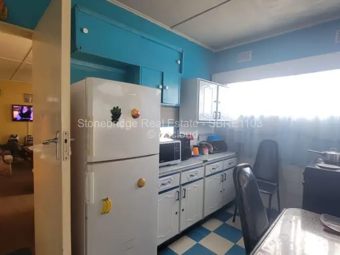 4 Bedroom House for Sale in Paddonhurst, Bulawayo