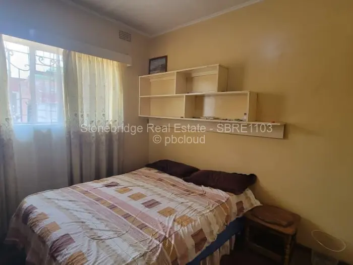 4 Bedroom House for Sale in Paddonhurst, Bulawayo
