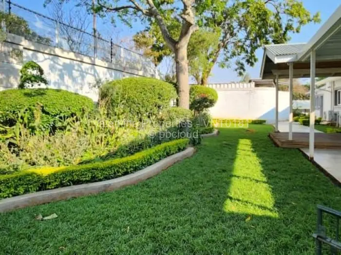5 Bedroom House to Rent in Greystone Park, Harare