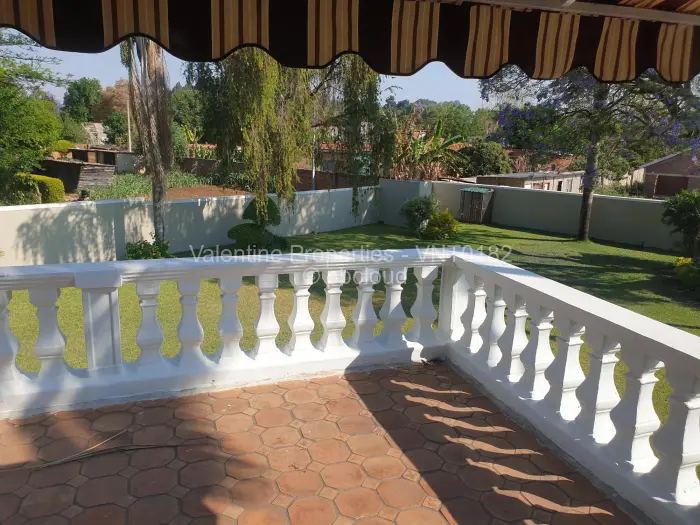 6 Bedroom House to Rent in Helensvale, Harare