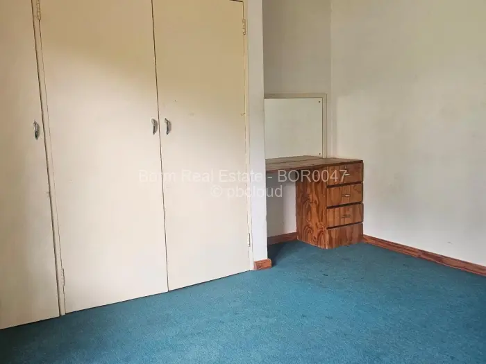 4 Bedroom House for Sale in Bluff Hill, Harare