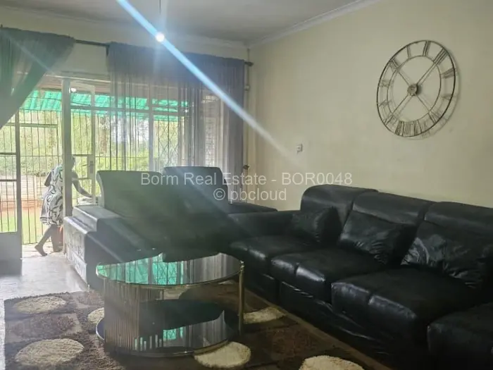 2 Bedroom Cottage/Garden Flat for Sale in Greystone Park, Harare