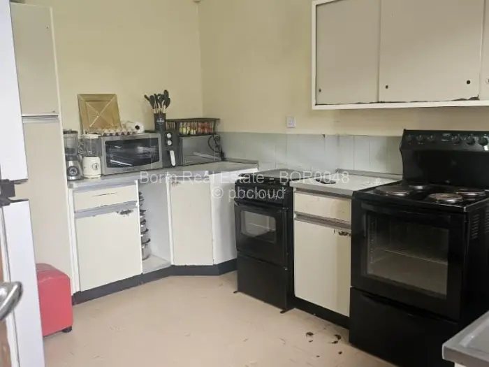 2 Bedroom Cottage/Garden Flat for Sale in Greystone Park, Harare