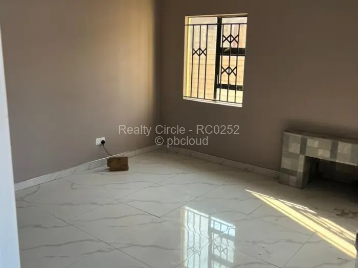 3 Bedroom House to Rent in Chitungwiza, Chitungwiza