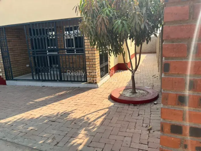 3 Bedroom House to Rent in Chitungwiza, Chitungwiza