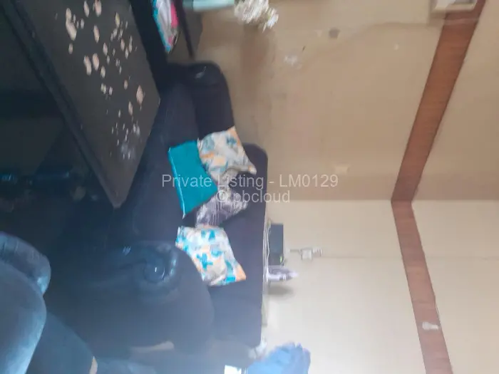 2 Bedroom House for Sale in Zengeza, Chitungwiza