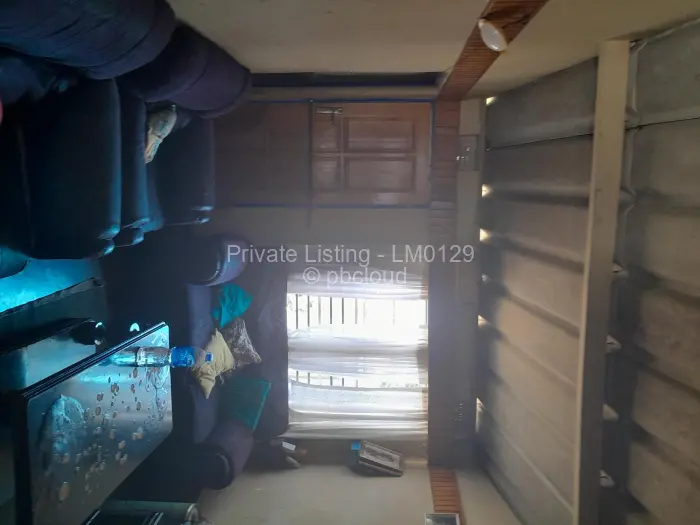 2 Bedroom House for Sale in Zengeza, Chitungwiza