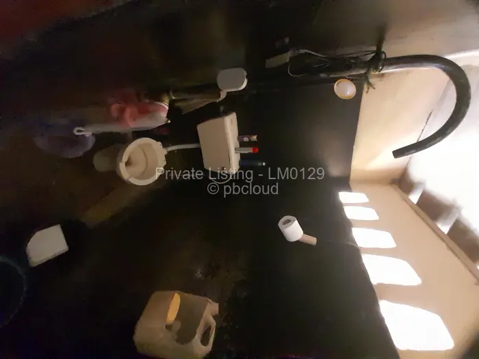 2 Bedroom House for Sale in Zengeza, Chitungwiza