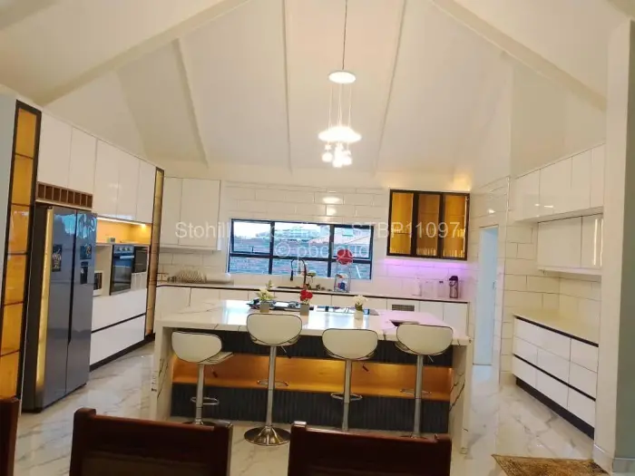 5 Bedroom House for Sale in Mount Pleasant Heights, Harare