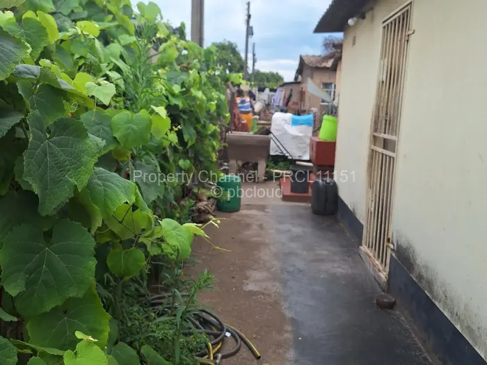 4 Bedroom House for Sale in Glen View, Harare