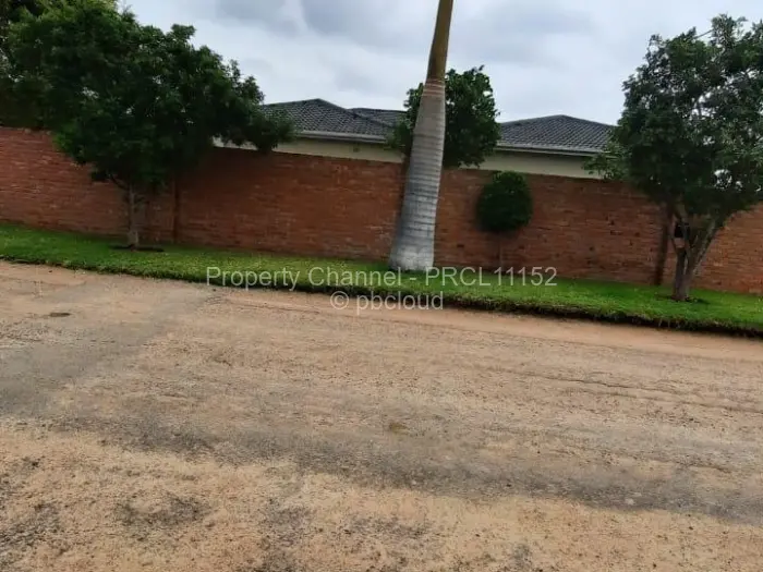 4 Bedroom House for Sale in Parklands, Bulawayo