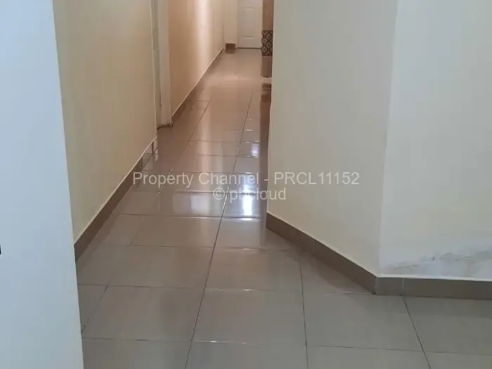 4 Bedroom House for Sale in Parklands, Bulawayo